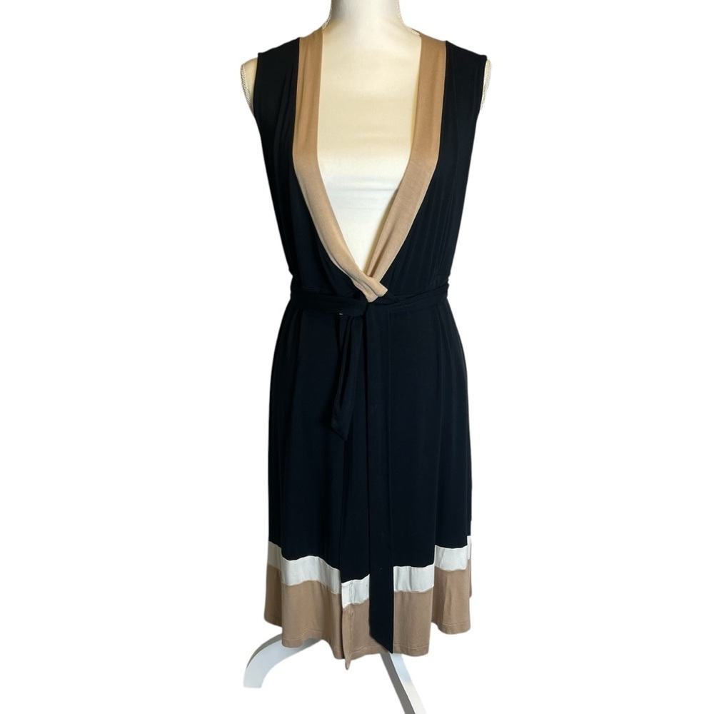 Soma Black and Tan Robe with‎ attached ties M *P0264